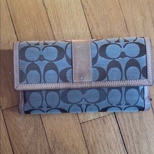 Coach Signature Canvas Wallet